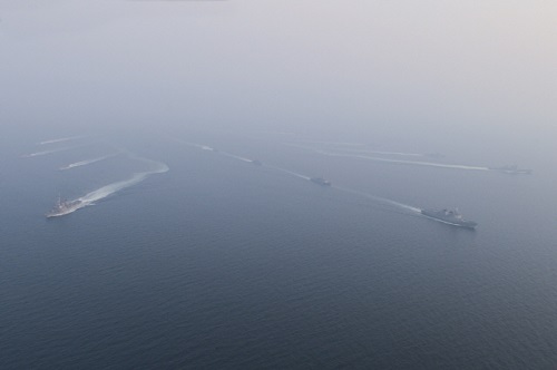 한ㆍ미 해군이 동ㆍ서해에서 북한의 해상도발 위협에 대응하는 연합 해상훈련을 실시하고 있다(사진제공=해군2함대)