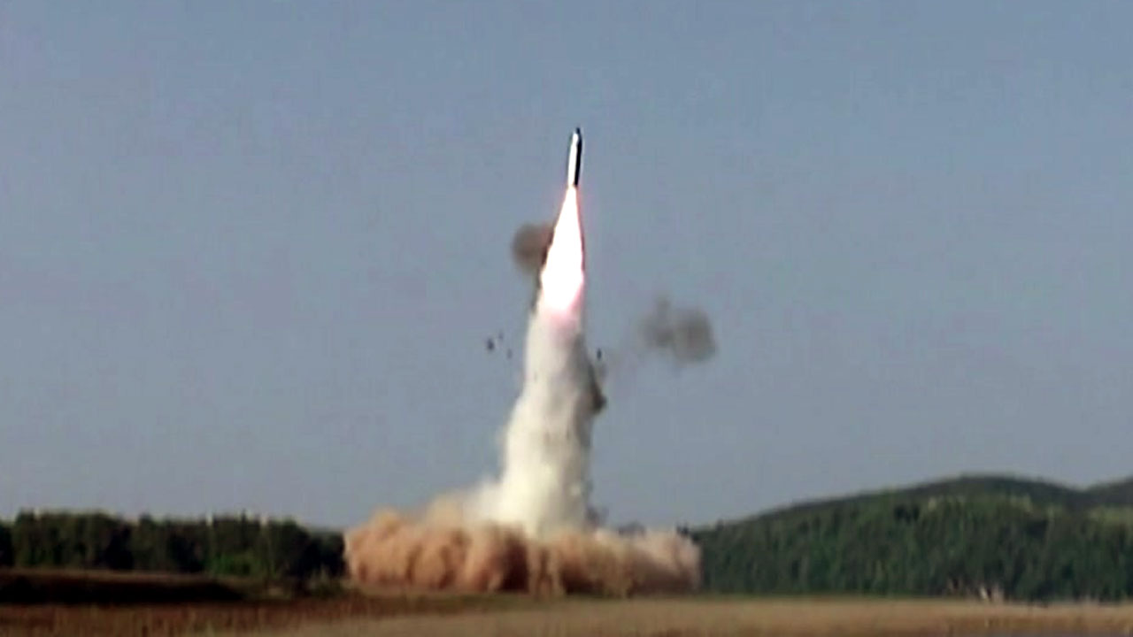 북한, 원산서 지대함 미사일 발사 기사 이미지